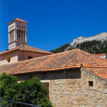 Apartment And Studios Happy Place Hvar Town Exterior photo