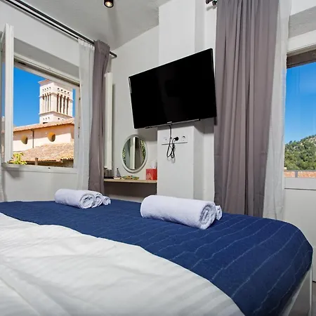 Apartment And Studios Happy Place Hvar Town Exterior photo