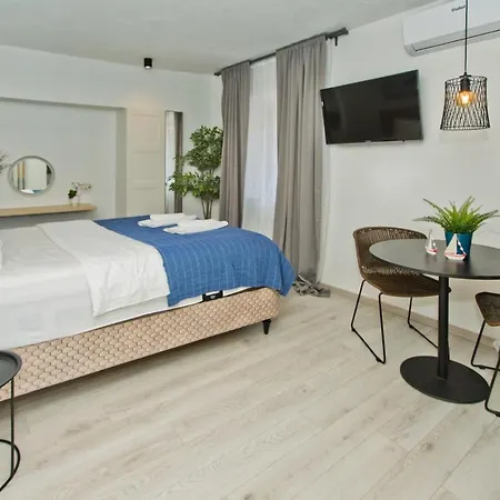 Apartment And Studios Happy Place Hvar Town Exterior photo